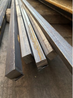 Пруток квадратный