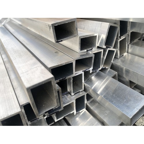 Труба алюминиевая прямоугольная АД31Т1 32х18х1.5